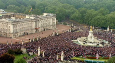 Crowdsbuckinghampalace