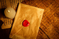 vintage-letter-closed-wax-seal-envelope-red-stamp-candle-35931703-1